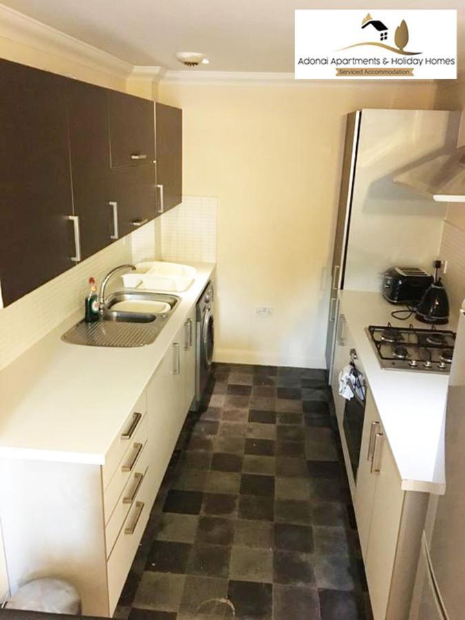 2 Bedroom Apartment At Dagenham , Adonai Serviced Accommodation, Free Wifi And Parking Εξωτερικό φωτογραφία